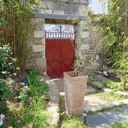 Holiday home Entier - Le Pigeonnier De La Plume Nantes